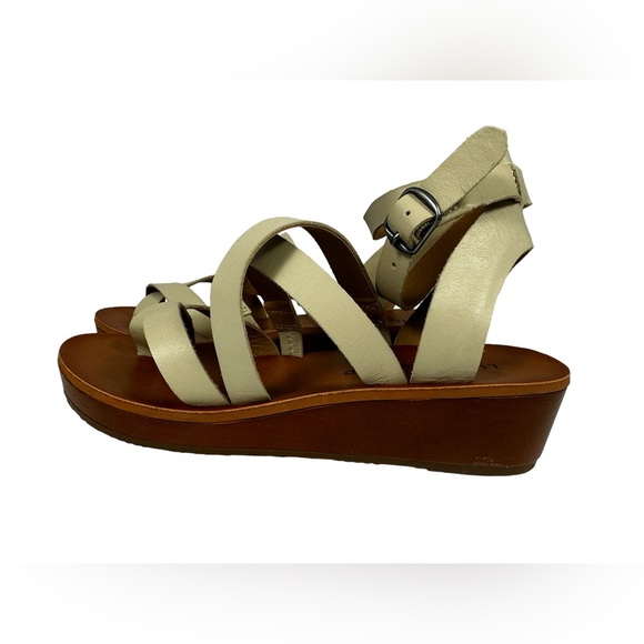 Lucky Brandi Hoami Sandals, Cream Color, Size 6 1/2 - Picture 7 of 8